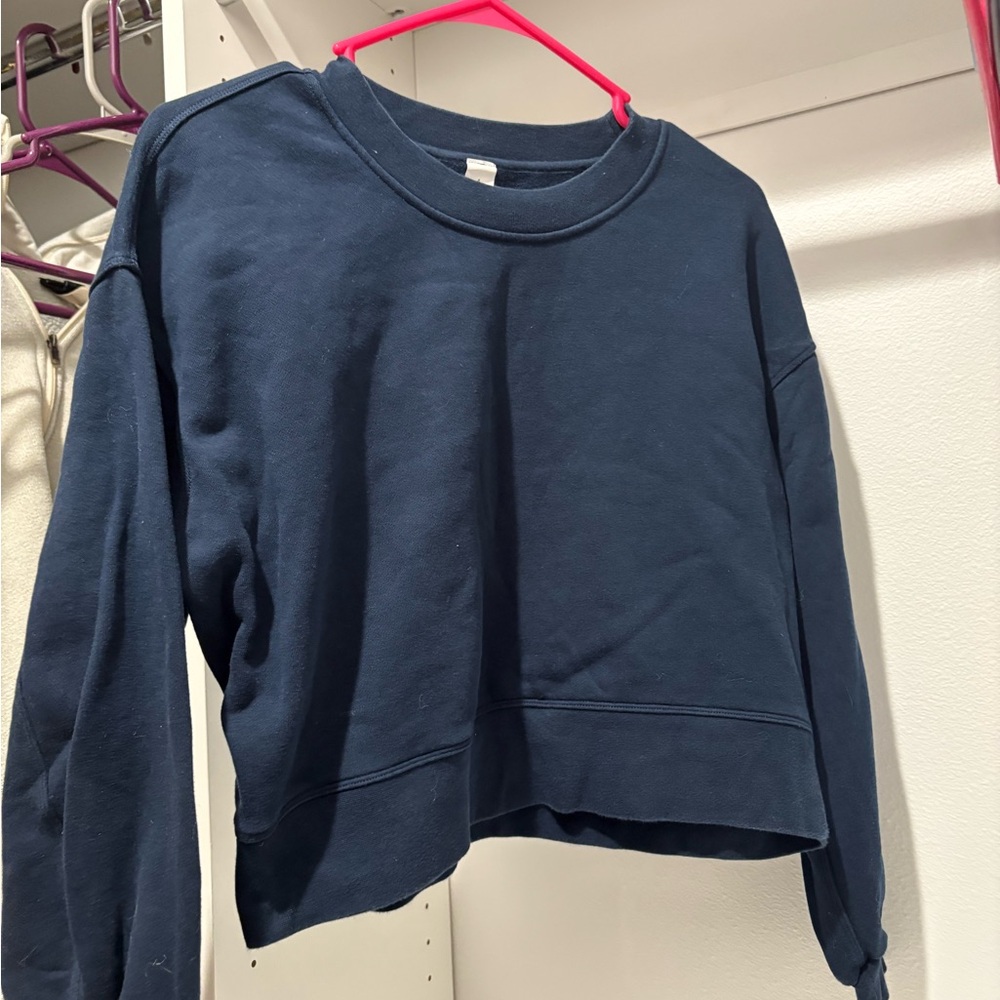 lululemon athletica Dark Blue Cropped crewneck